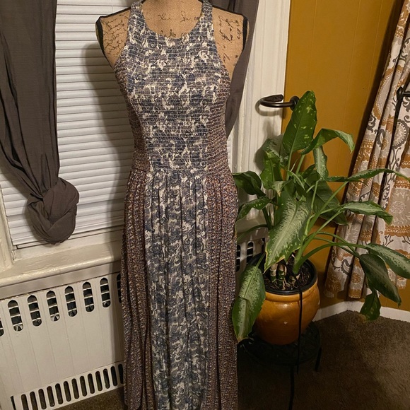 Japna Dresses & Skirts - Long Sleeveless Sundress